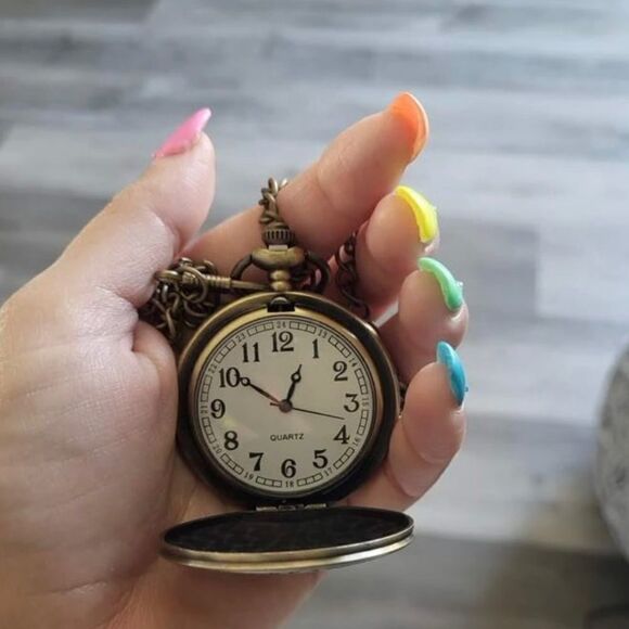 Dad Engraved Quartz Pocket Watch - Picture 4 of 5
